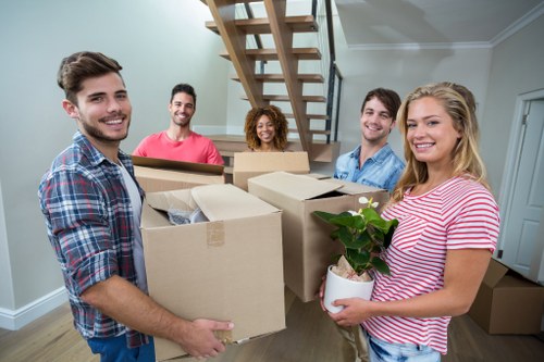 Moving van service for local homes in Crystal Palace