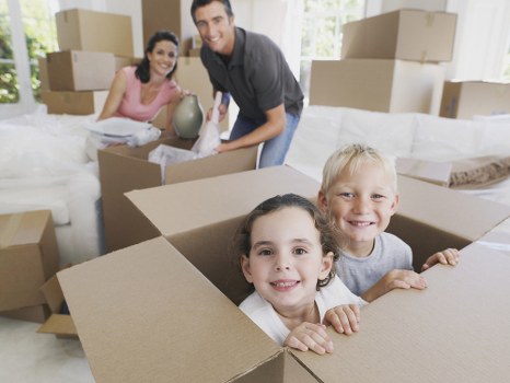 Moving truck service in Crystal Palace for local house and flat removals