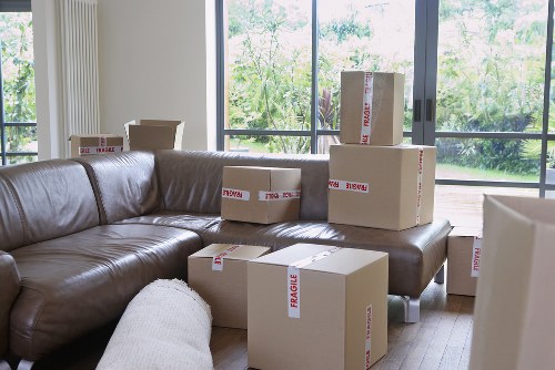 Planned moving truck collection and delivery service in Crystal Palace